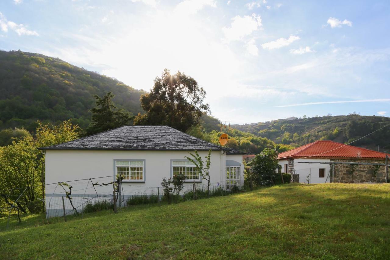 Casa Dodo Villa Castro Caldelas Bagian luar foto